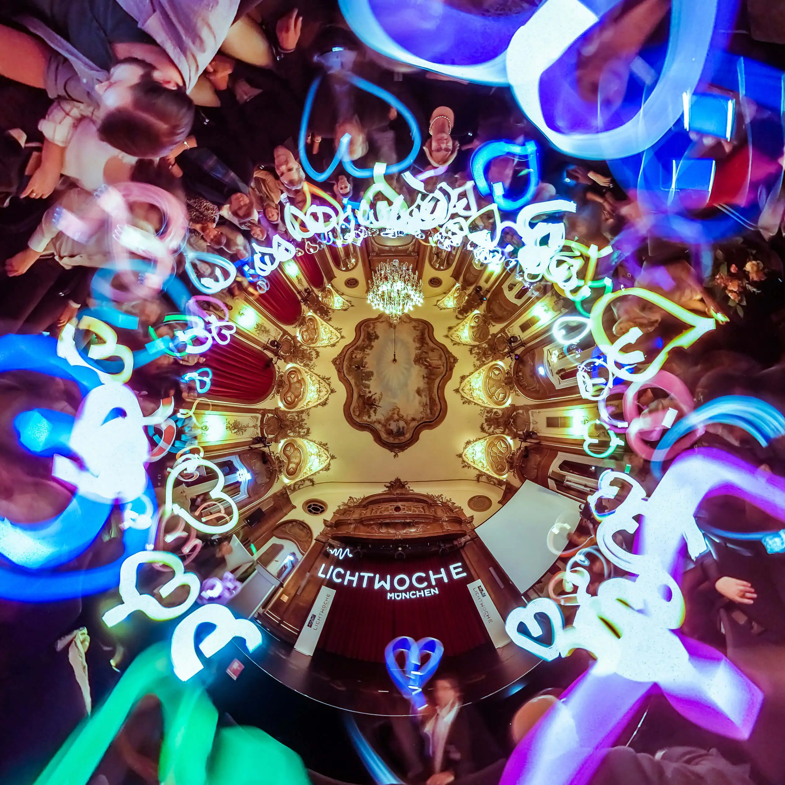 SARO-lux - Leuchten und Lichtkonzept