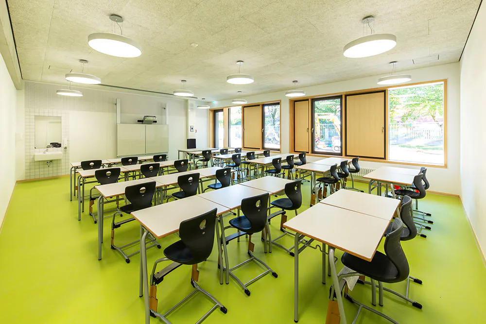 Grundschule Pfanzeltplatz - Beleuchtung Aula und Klassenraum